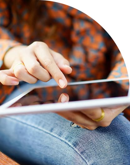 close up hand drawing on an ipad